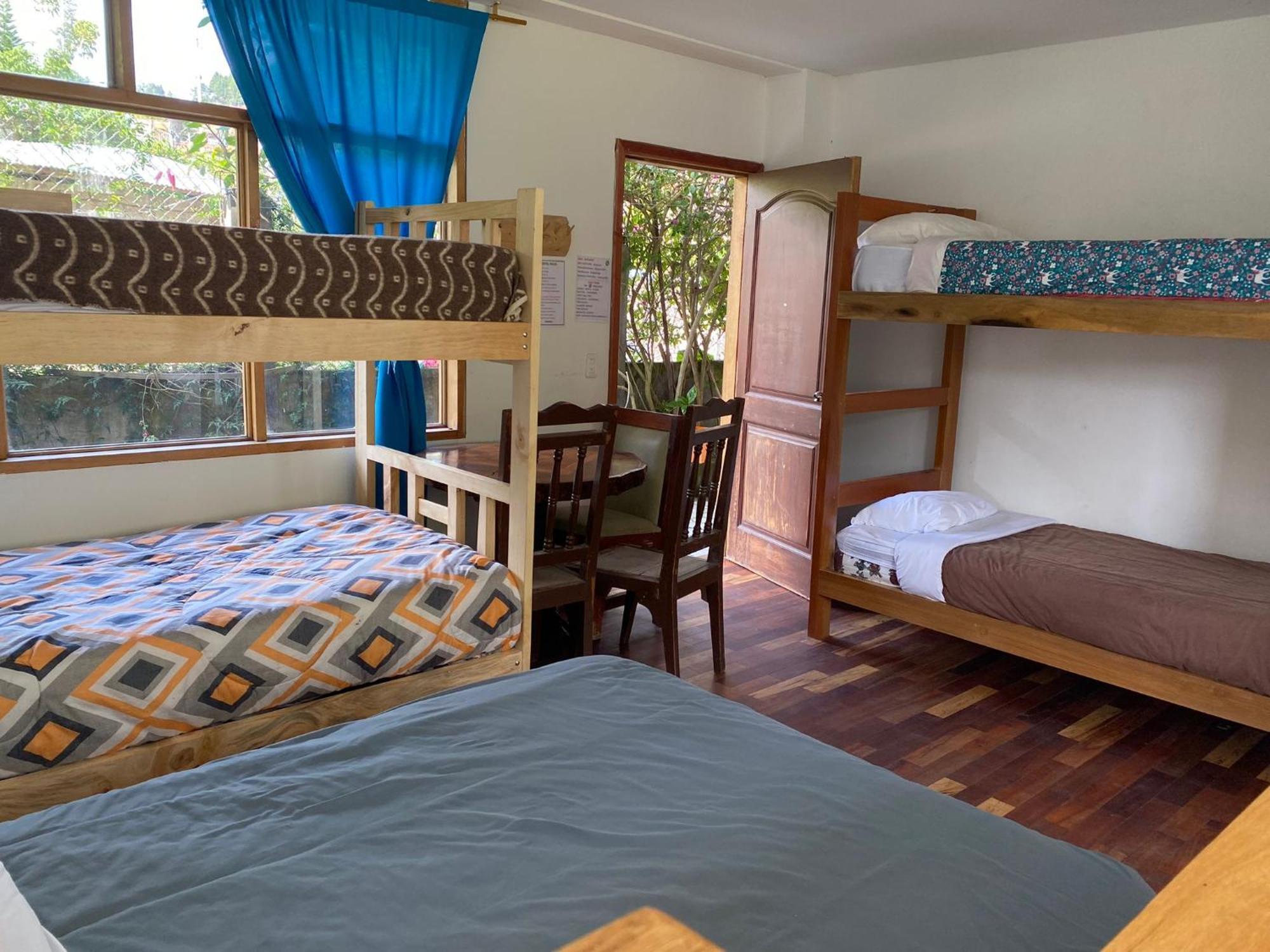 Backpackers-Balcones-River-Lodge Baños Kültér fotó