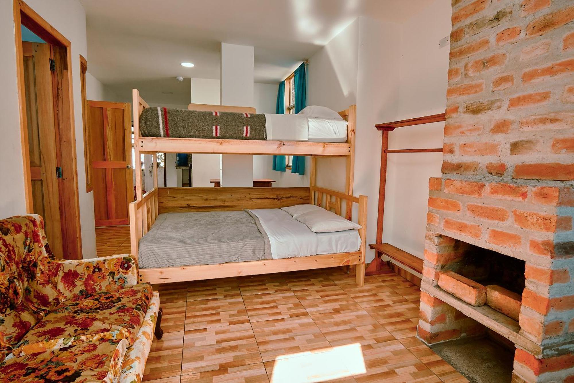 Backpackers-Balcones-River-Lodge Baños Kültér fotó