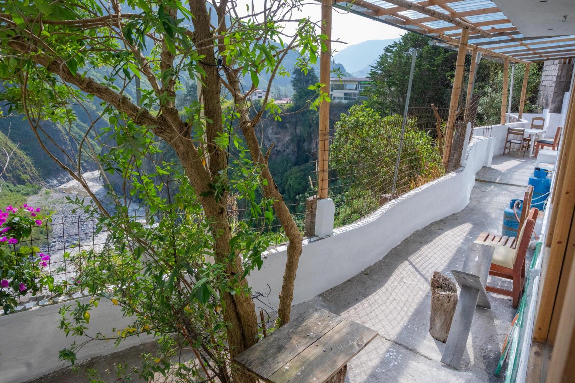 Backpackers-Balcones-River-Lodge Baños Kültér fotó